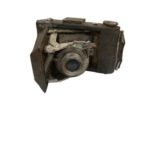Camera Sculpture Metal Replica of 1920s Snapshot Still Camera Ob’jet D’Art - Picture 1 of 9